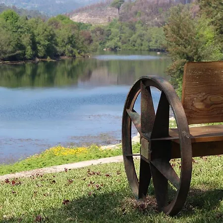 Turismo Homes River House Mill Geres Дом отдыха Повуа-ди-Ланьозу